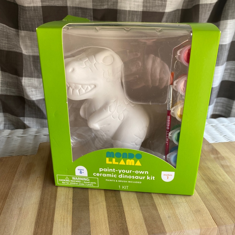 Ceramic Dino 🦖 to paint 🎨